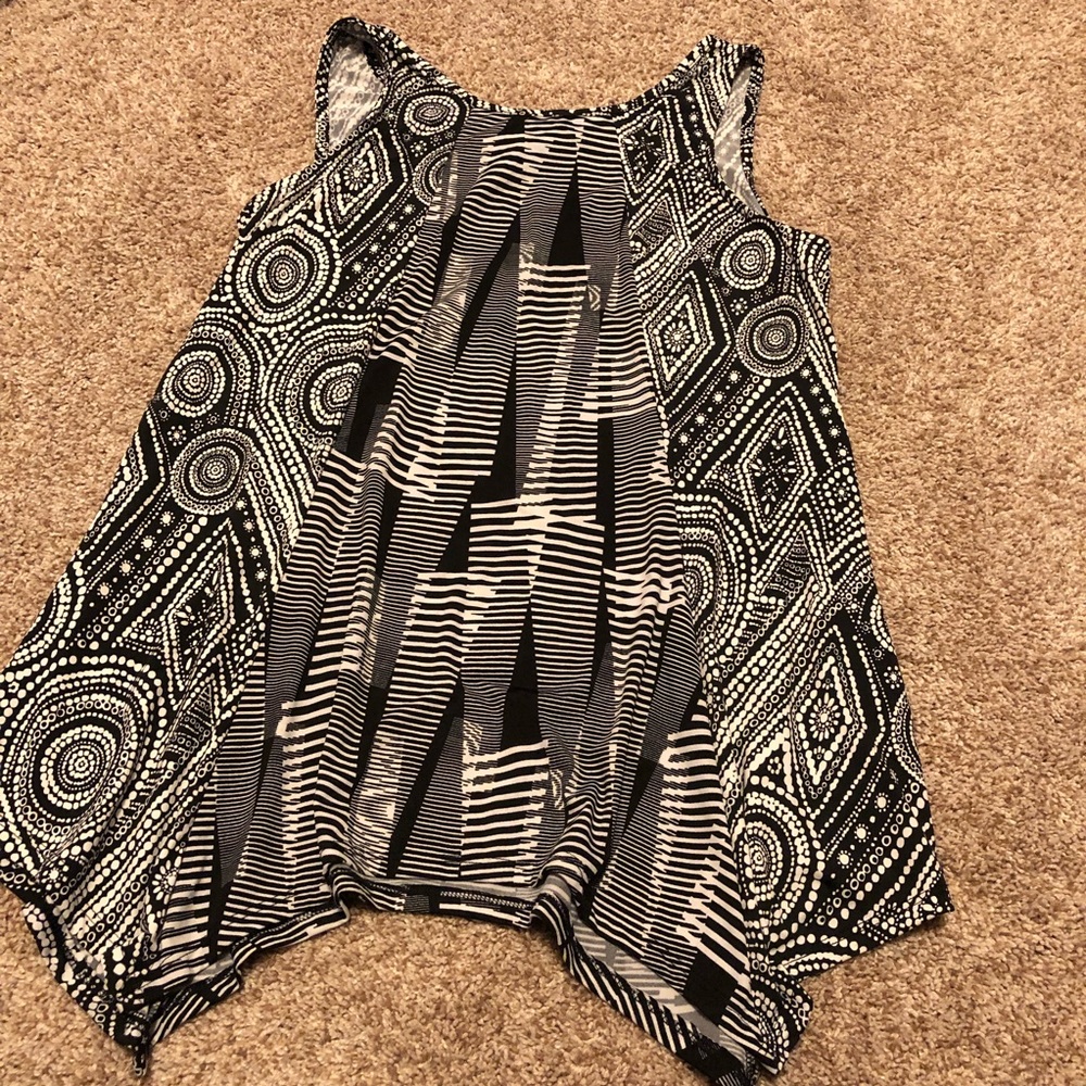 Robert Louis Geometric Pattern Sleeveless Blouse Tunic - Picture 6 of 6